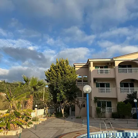 Apartamento Sandy Maria 703 *